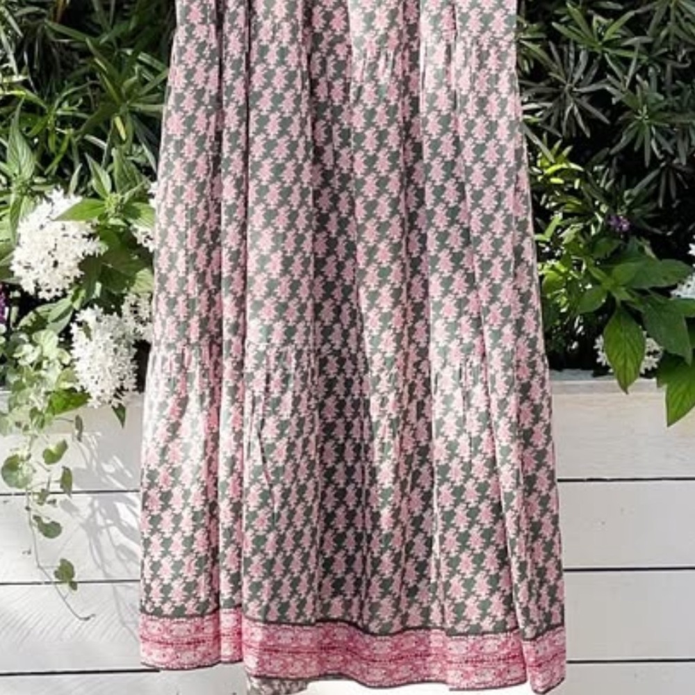 SLV SUR LA VOGUE Thin Strap Floral Maxi Dress
NEW WITH TAGS - Picture 8 of 10